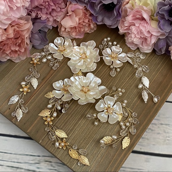 Romantic Floral Crystal and Pearl Vine Headdress - Picture 14 of 16